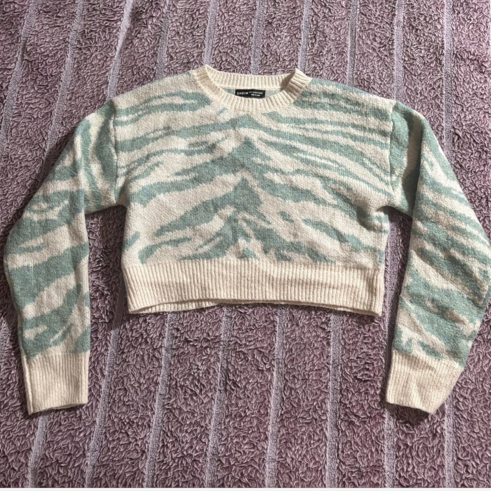 Zebra Print Cropped Sweater